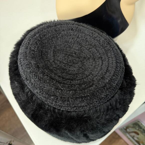 Vintage Betmar New York Black Fur Winter Cloche Hat size 42 - Picture 5 of 5